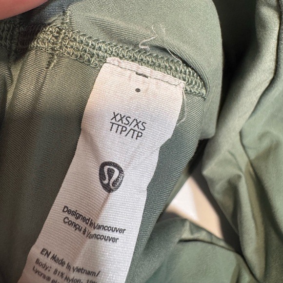 Lululemon Bend This V and Racer Bra *Light Support, A-C Cups EUC Size XXS/XS - Picture 5 of 6